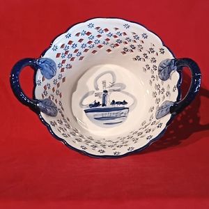 Reticulated Berry Basket- Delft - Windmill Blue and White.